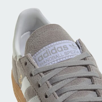 ADIDAS ORIGINALS Sneaker 'Handball Spezial' in Grau