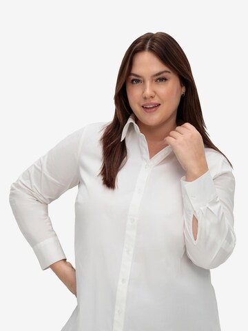 SHEEGO Blouse in White