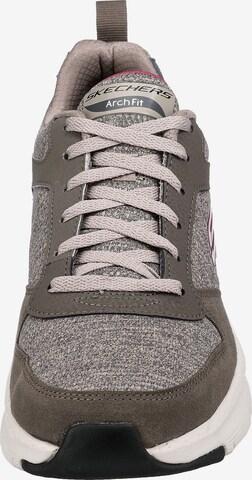 SKECHERS Sneaker in Grau