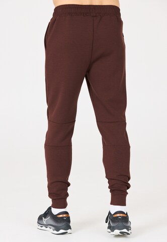 Virtus Tapered Sweatpants 'Taro' in Rot