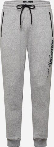 HOLLISTER Trousers in Grey: front