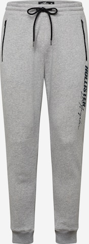 HOLLISTER Kalhoty – šedá: přední strana