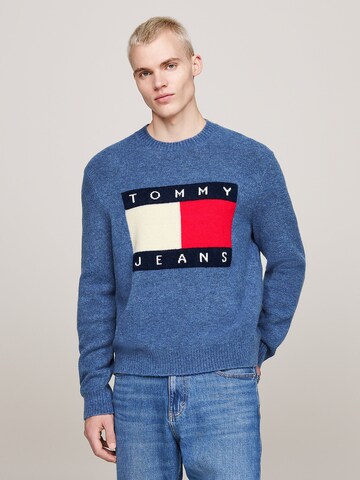 Pull-over 'Badge' Tommy Jeans en bleu : devant
