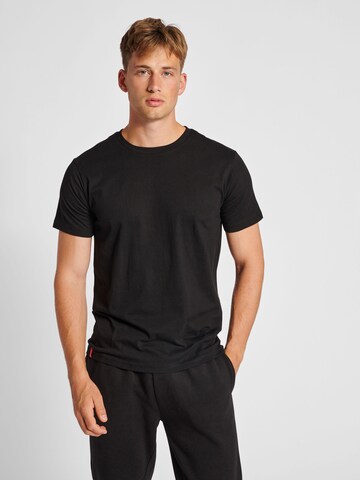 Hummel Shirt 'Red' in Black: front