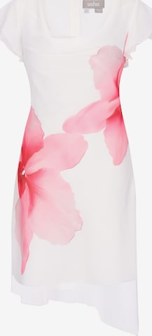Usha - Vestido en blanco: frente