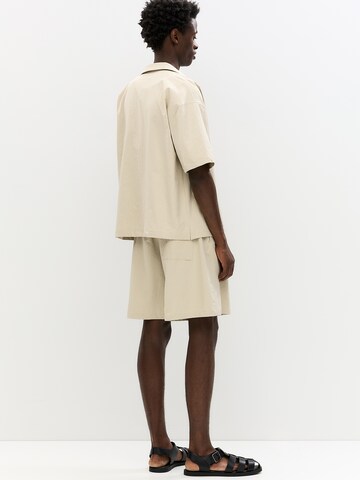 Loosefit Pantalon Pull&Bear en beige
