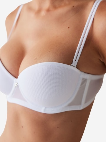 Penti Klasičen Nedrček 'BHs & Bralettes' | bela barva