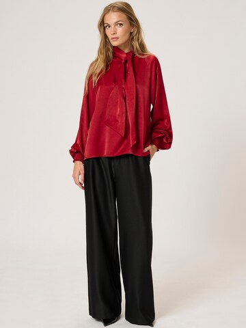 My Essential Wardrobe Blouse 'Estelle' in Red