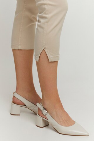 b.young Slimfit Jeans 'BYLOLA BYLIKKE' in Beige