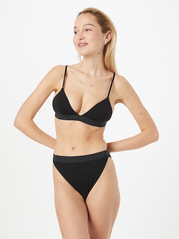 Calvin Klein Swimwear Τρίγωνο Τοπ μπικίνι σε μαύρο