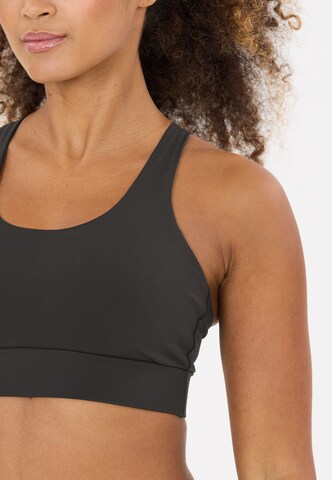 Athlecia Medium support Sport bh 'Gaby V3' in Zwart