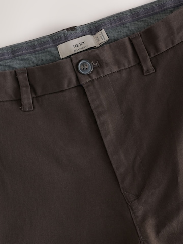 Next Loosefit Chinohose in Braun
