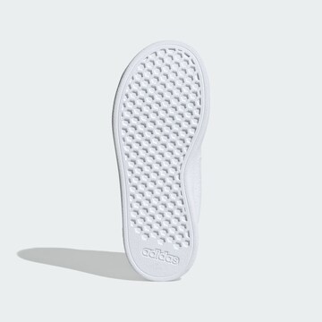 Sneaker 'Advantage Base 2.0' di ADIDAS SPORTSWEAR in bianco