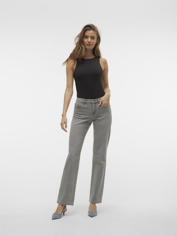 VERO MODA Regular Jeans in Grau