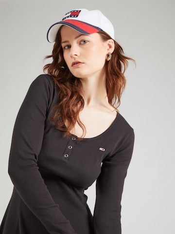 Tommy Jeans Šaty 'TJW HENLEY' – černá