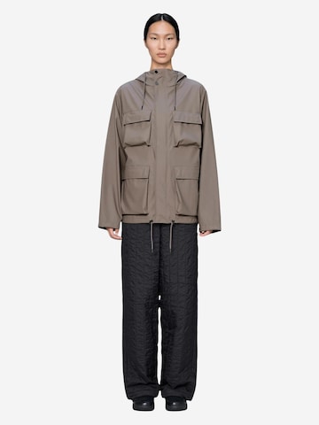 Cappotto di mezza stagione 'Pocket Jcket W3 UNISEX 12210' di RAINS in grigio