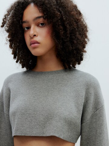 EDITED Sweater 'Amora' in Grey