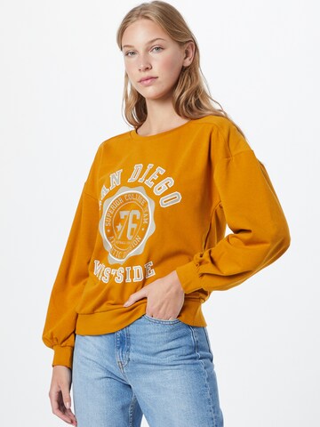 JDY Sweatshirt 'BRITT' in Brown: front