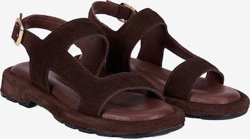 Desa - Sandalias 'DESA Damen-Sandalen aus Wildleder mit Knöchelschnalle' en marrón: frente