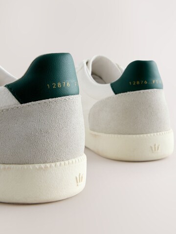 Next Låg sneaker i blandade färger