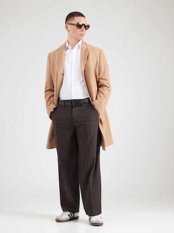 Calvin Klein Slim fit Koszula biznesowa w kolorze biały