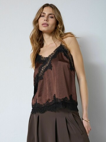 Maglietta ' IdunCC ' di co'couture in marrone: frontale