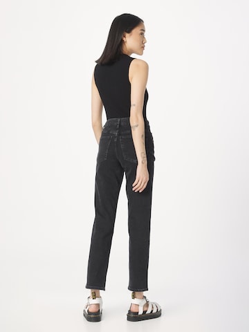 Coupe slim Jean Gina Tricot en noir