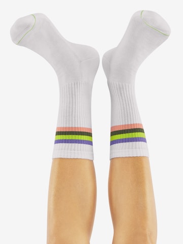 CHEERIO* Sokken 'Tennis Type' in Wit: voorkant