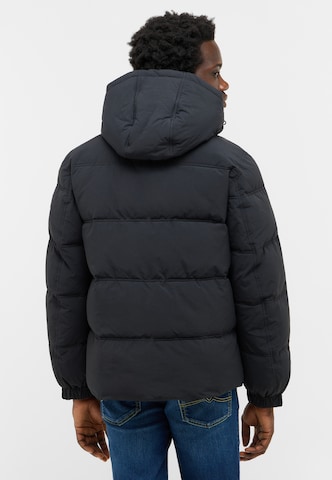 MUSTANG Winter Jacket 'Oakfield' in Black