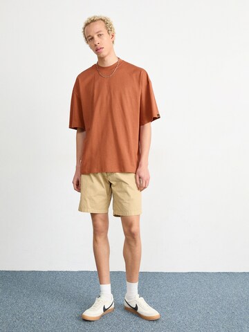 ALPHA INDUSTRIES Koszulka w kolorze brązowy