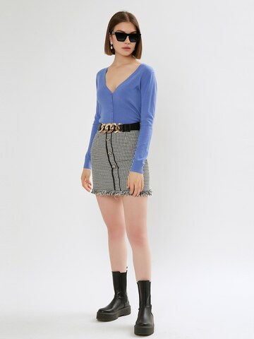 Influencer Knit Cardigan in Blue