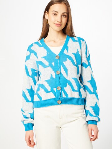 Cardigan 'LORNA' In The Style en bleu : devant