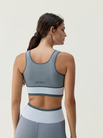 Born Sporttop ' Oasis ' in Blauw