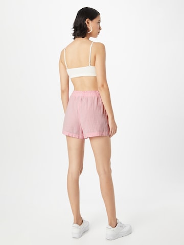 GAP Regular Shorts in Pink