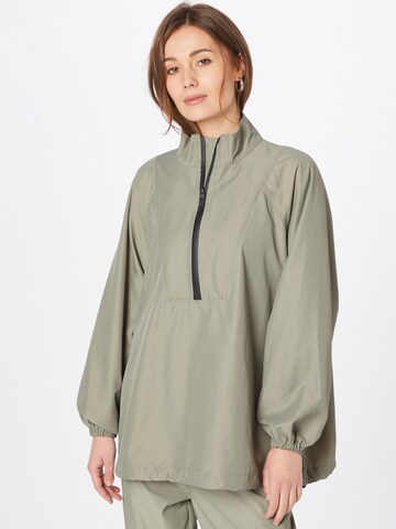 NORR Between-Season Jacket 'Cora' in Green: front