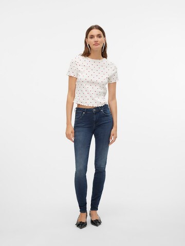 Maglietta 'VMHarry' di VERO MODA in bianco