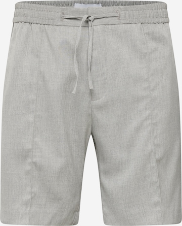 TOPMAN Regular Shorts in Grau: predná strana