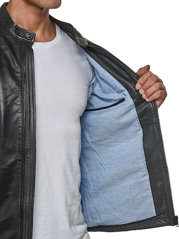 Giacca di mezza stagione '19707' di Tazzio in nero