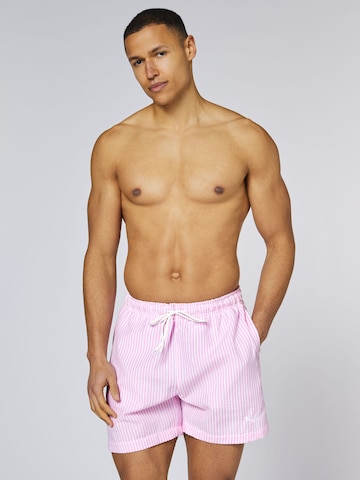 CHIEMSEE Board Shorts in Purple: front