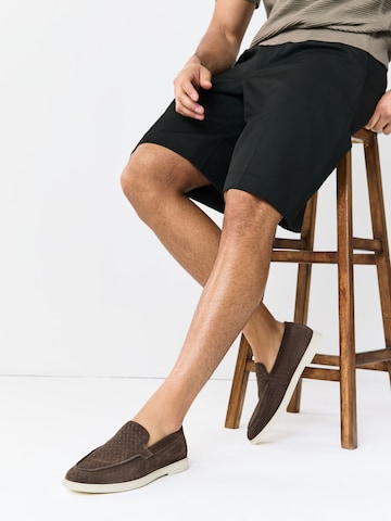 Chaussure basse Next en marron