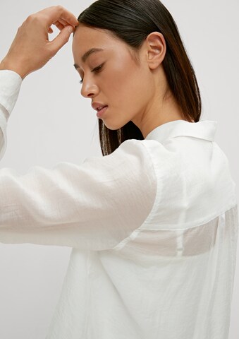 COMMA - Blusa en blanco