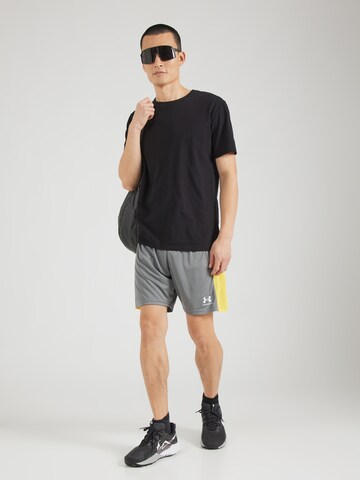 UNDER ARMOUR Regular Sports trousers 'Challenger' in Green