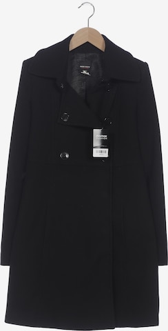 Miss Sixty Mantel S in Schwarz: Vorderseite