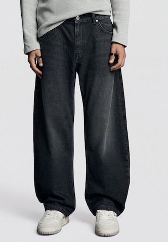 Bershka Barrel Дънки в черно: отпред