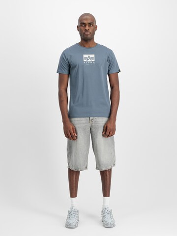 ALPHA INDUSTRIES T-shirt i blå