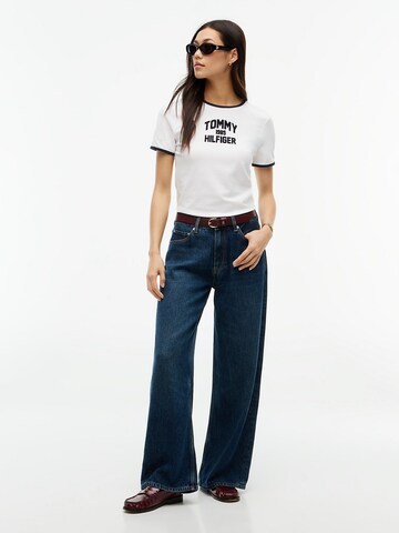TOMMY HILFIGER T-Shirt in Weiß