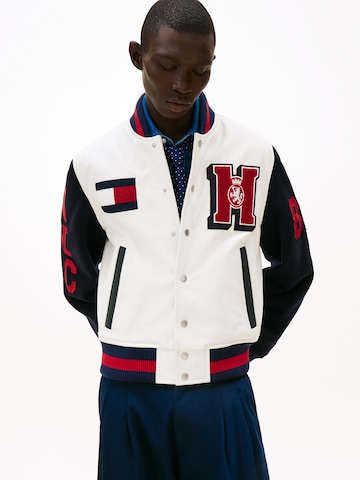 TOMMY HILFIGER Between-season jacket in Grey: front