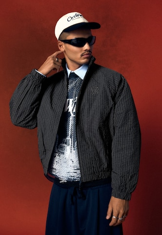 Bershka Between-season jacket in Black: front