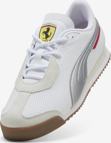 Baskets basses 'Scuderia Ferrari Roma' PUMA en blanc : devant