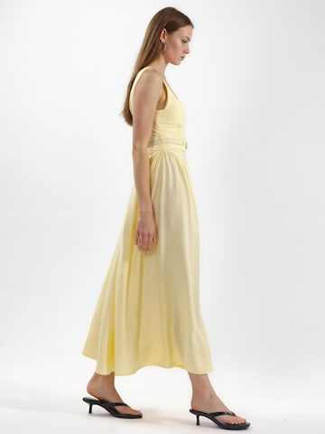 Robe Busem en jaune